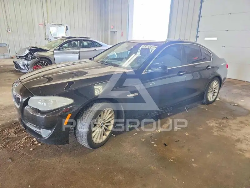 2013 BMW 535 фото