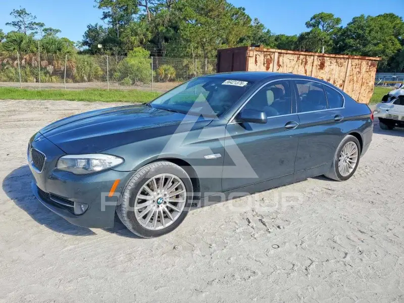 2013 BMW 535 фото