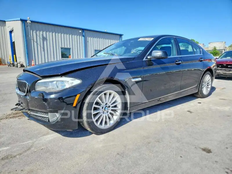 2013 BMW 535 фото