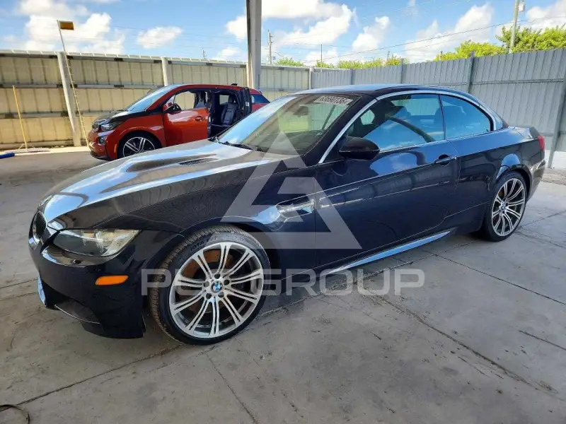 2013 BMW M3 фото
