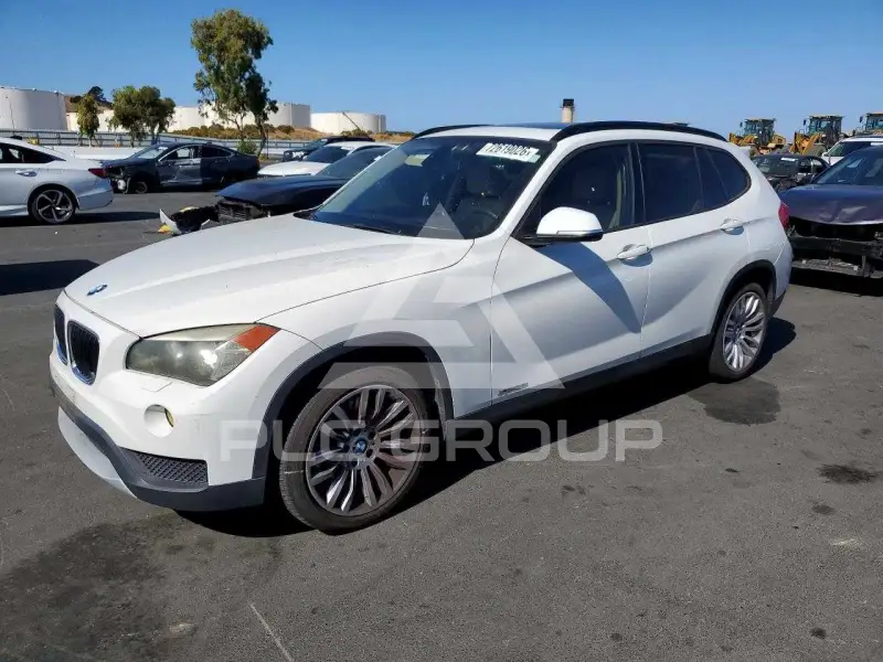 2013 BMW X1 photo