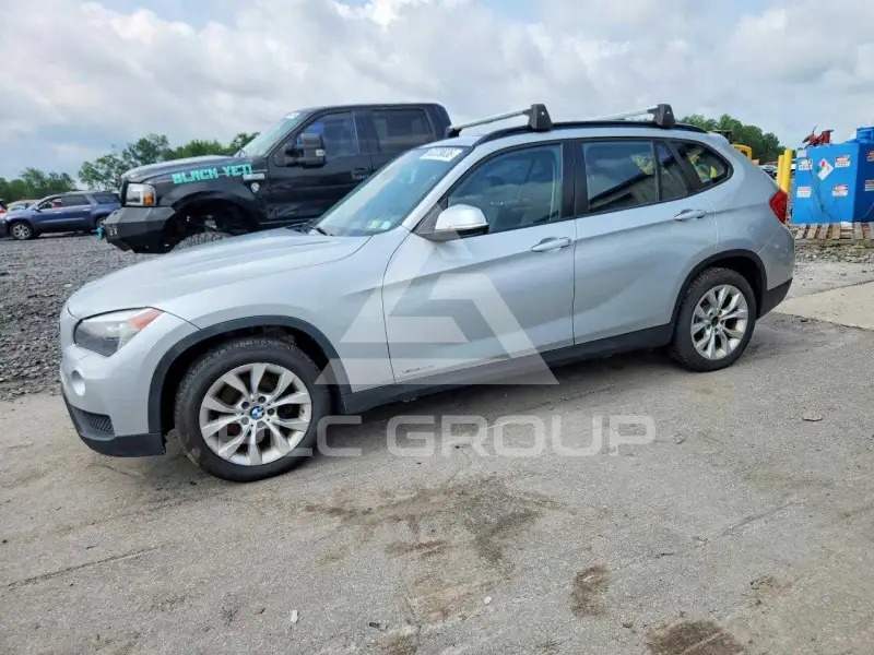 2013 BMW X1 фото