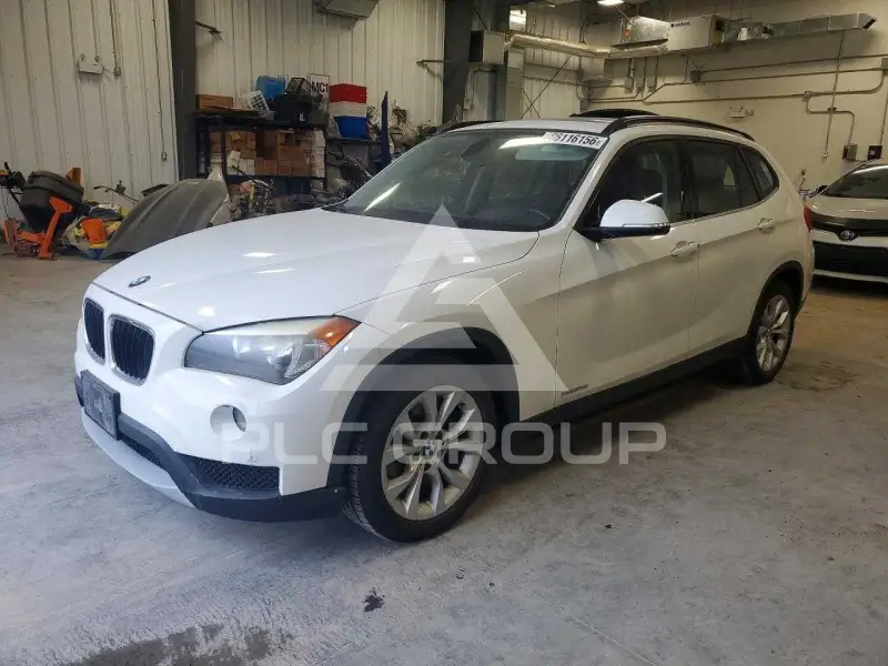 2013 BMW X1 фото