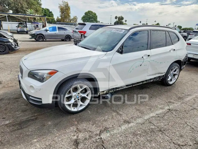 2013 BMW X1 фото