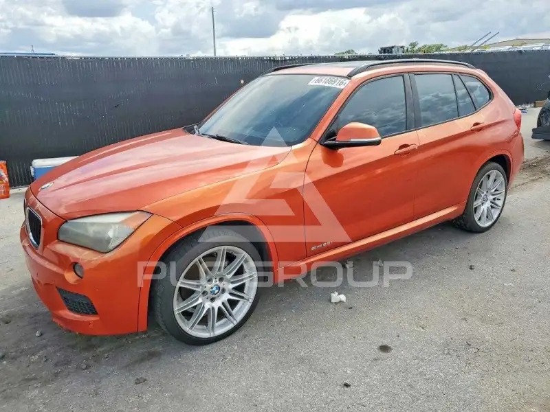 2013 BMW X1 фото