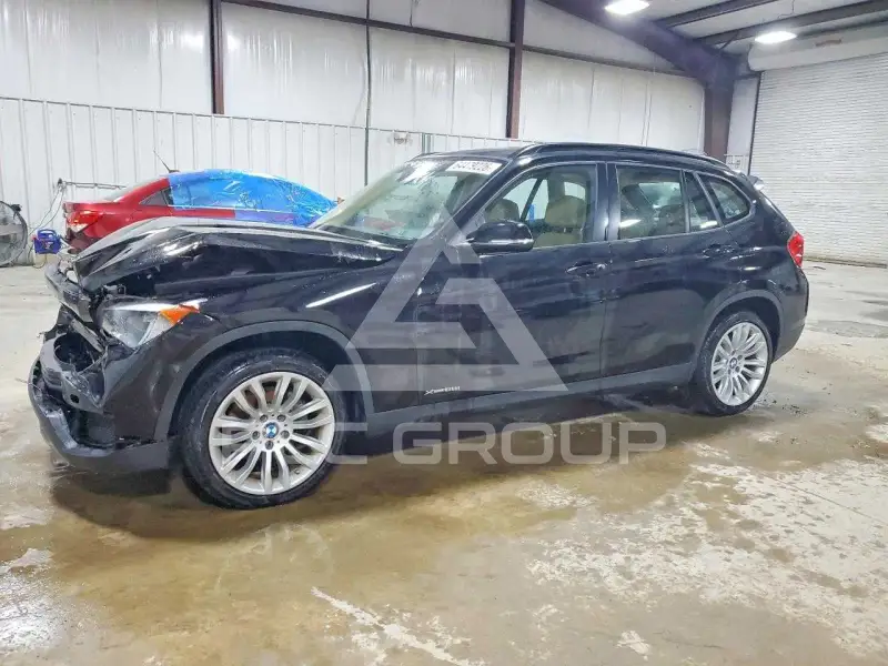 2013 BMW X1 фото