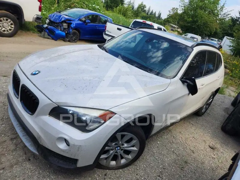 2013 BMW X1 фото