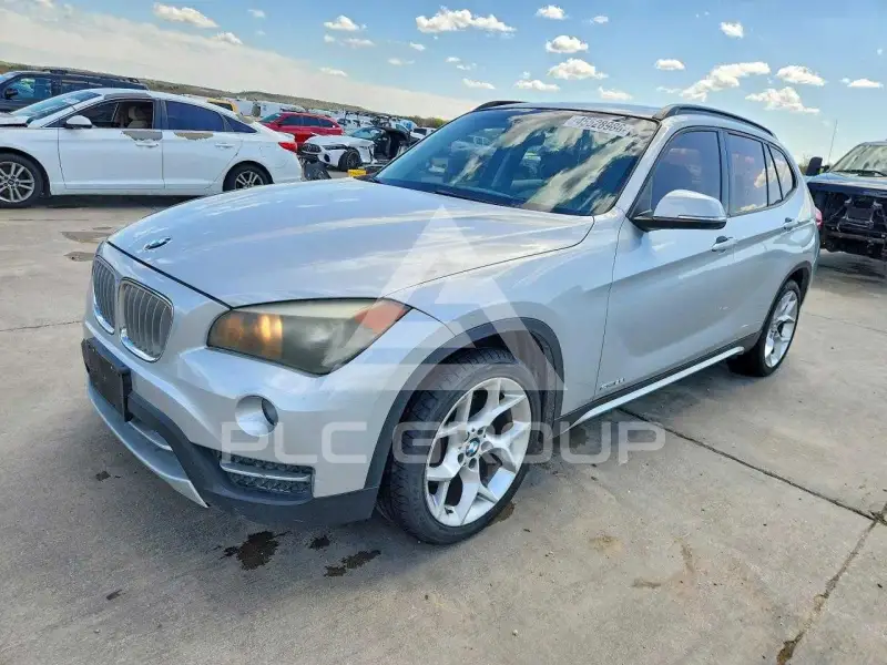 2013 BMW X1 фото