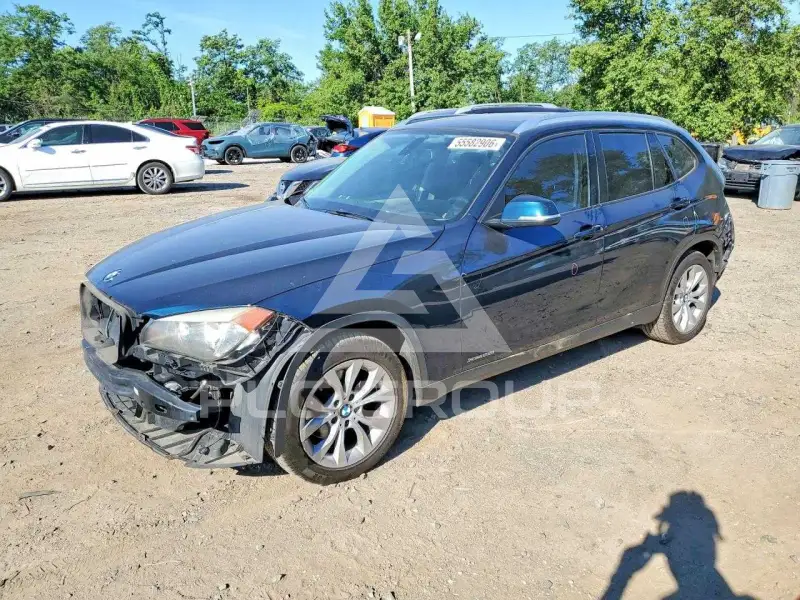 2013 BMW X1 photo
