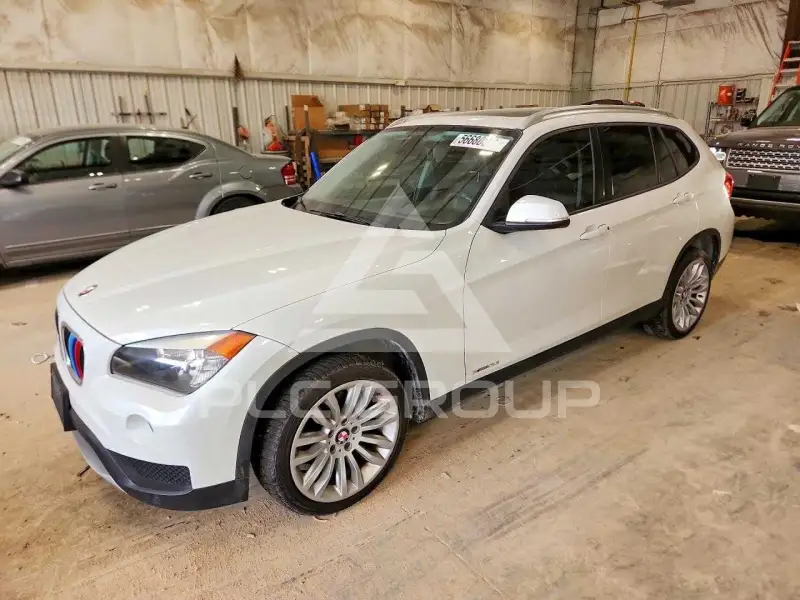2013 BMW X1 photo