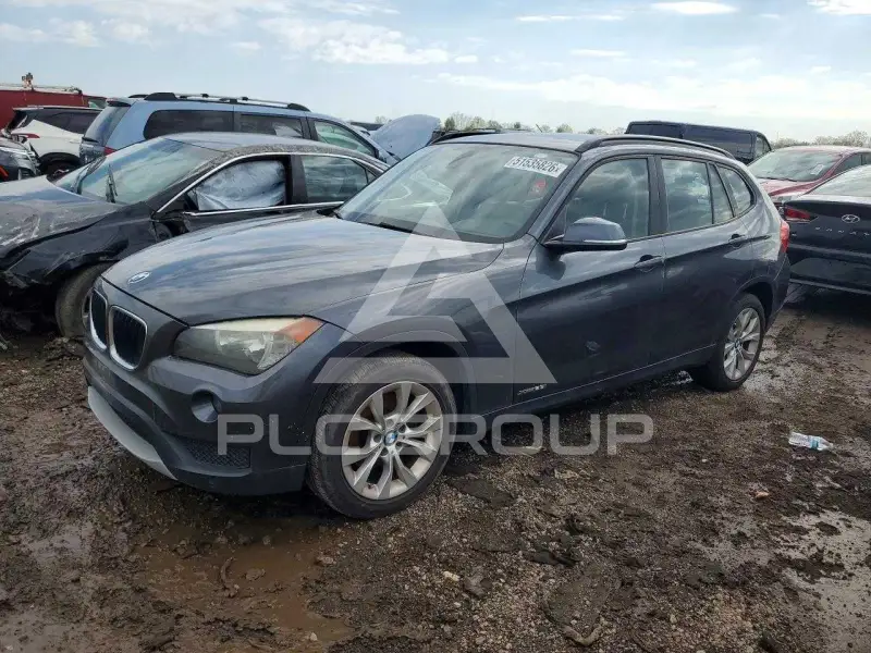 2013 BMW X1 photo