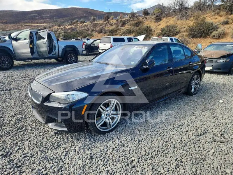 2013 BMW 550 фото