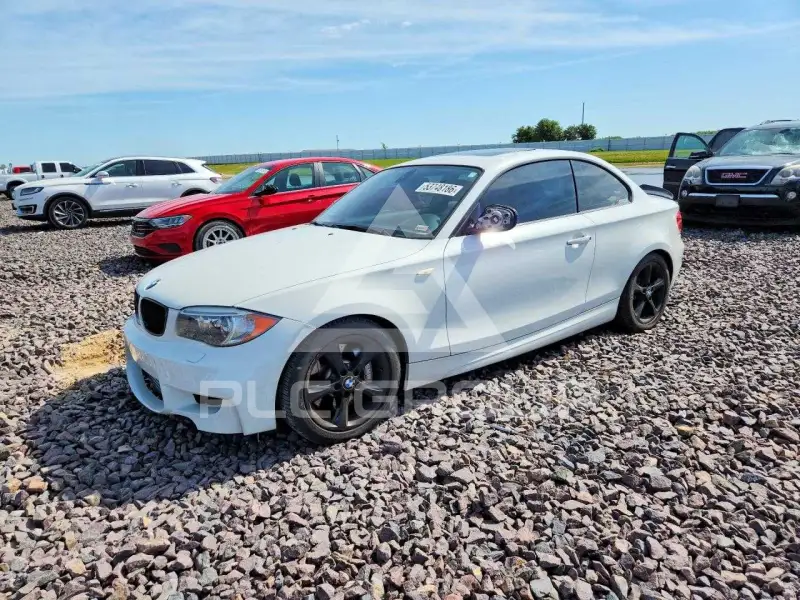 2013 BMW 135 фото