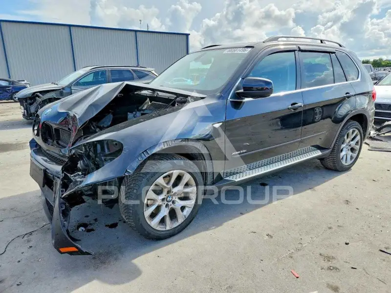 2013 BMW X5 фото