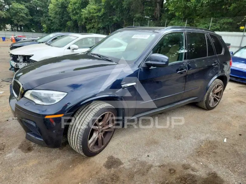 2013 BMW X5 фото