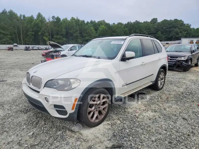 2013 BMW X5 фото