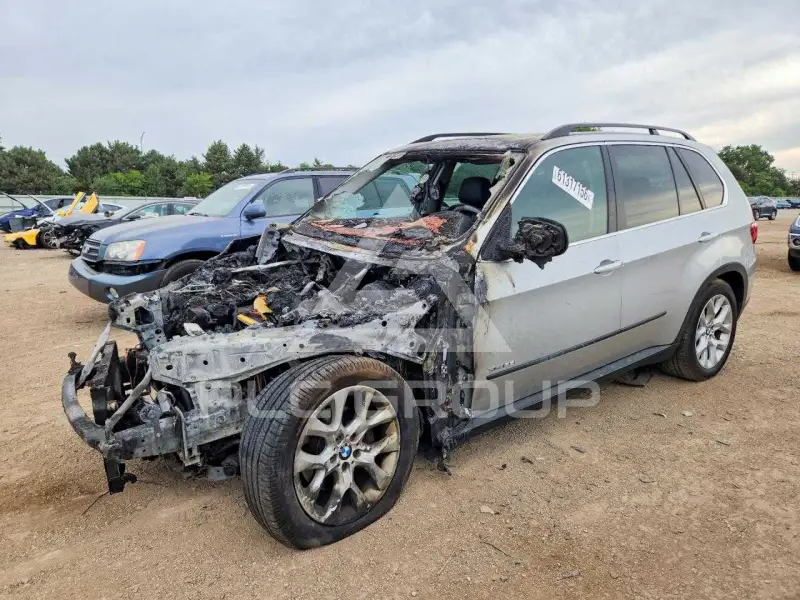 2013 BMW X5 фото