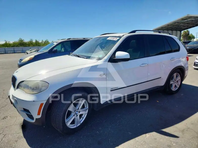 2013 BMW X5 фото