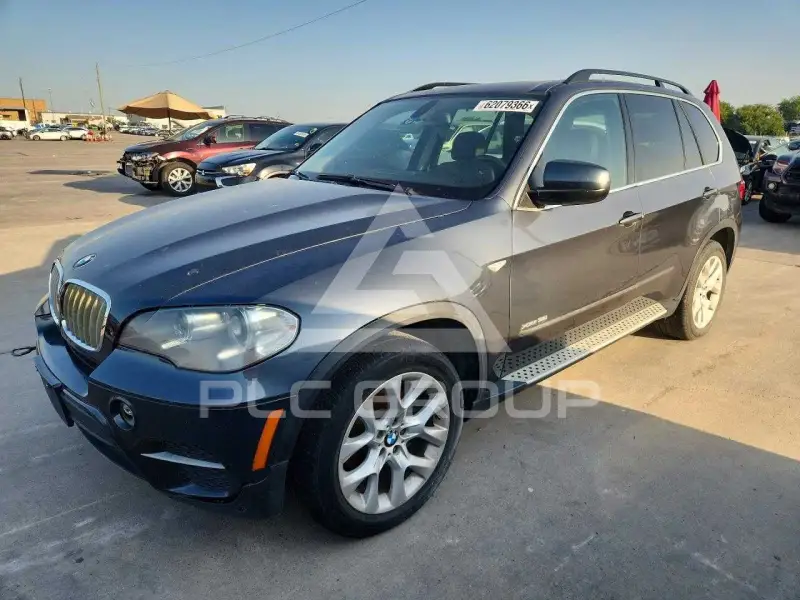 2013 BMW X5 фото
