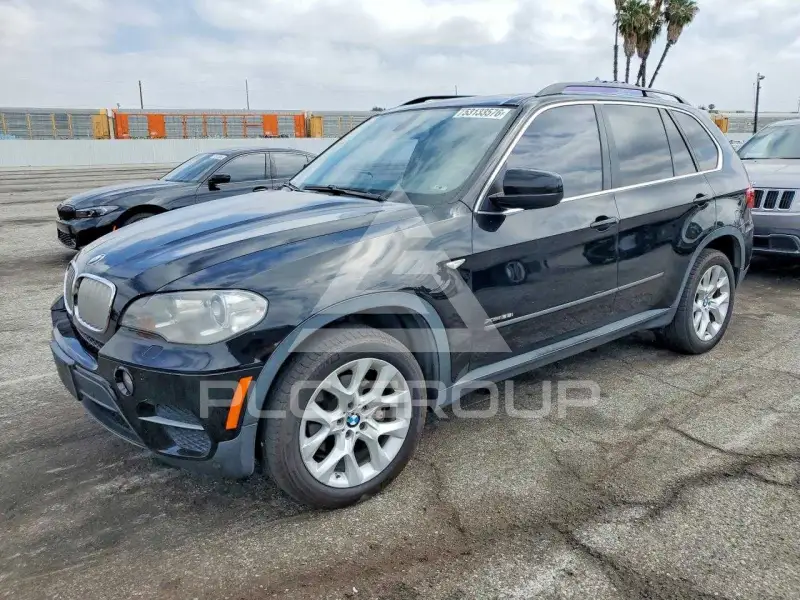 2013 BMW X5 фото