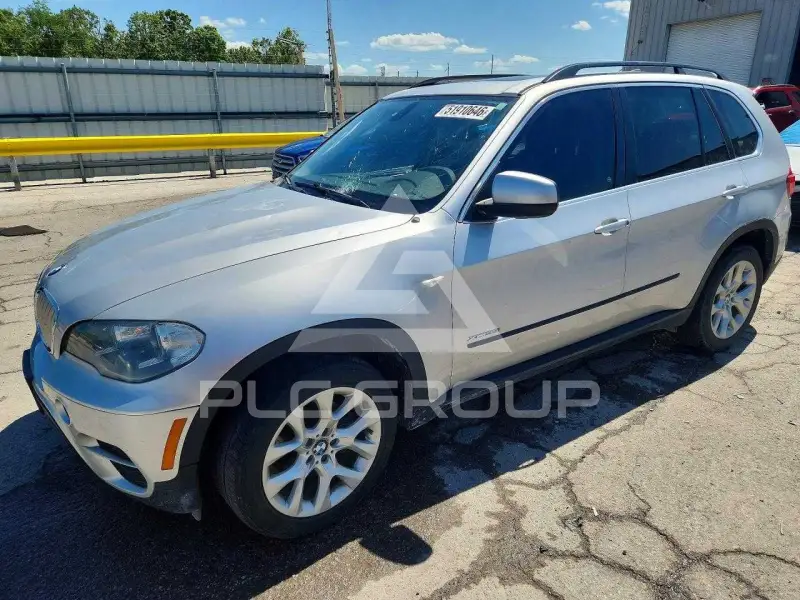 2013 BMW X5 фото