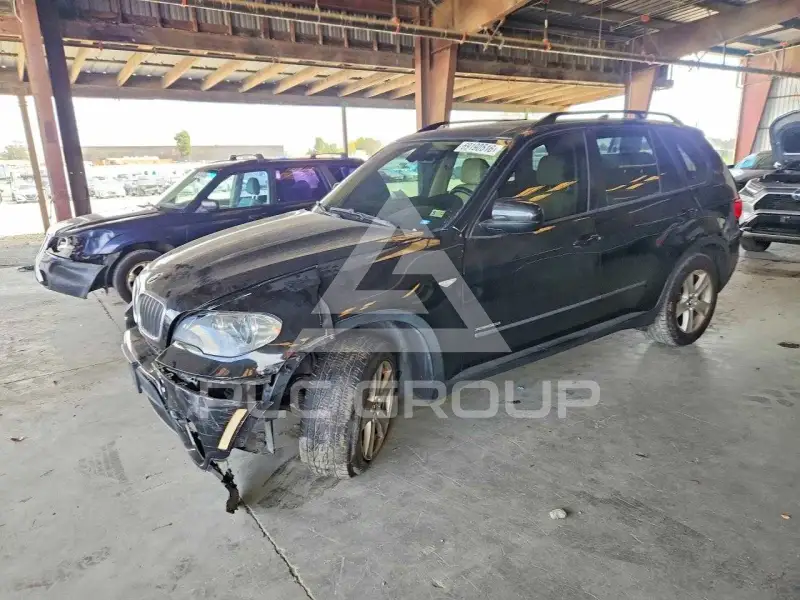 2013 BMW X5 фото