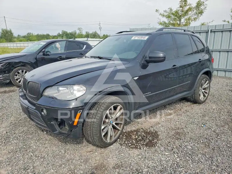 2013 BMW X5 фото