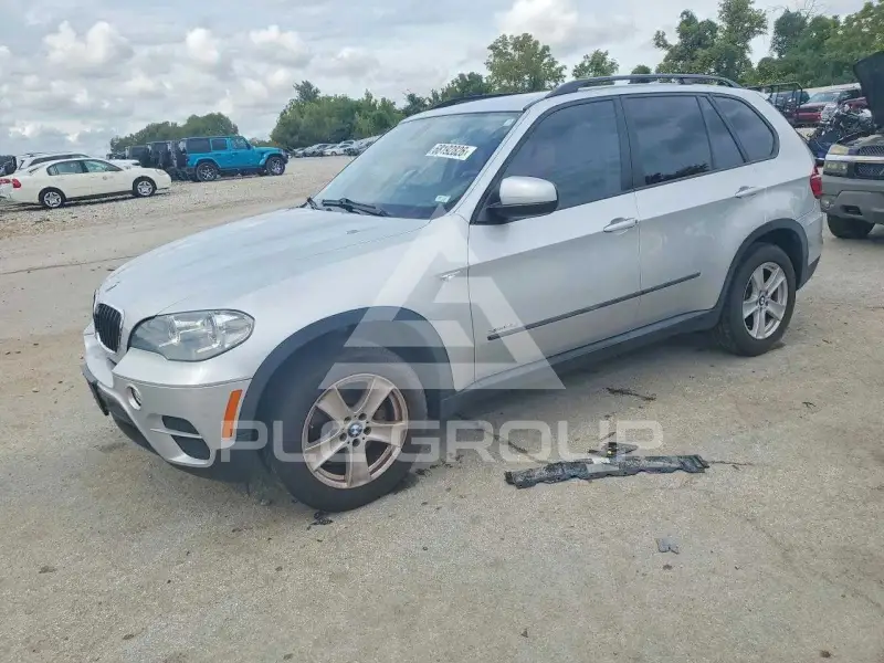 2013 BMW X5 фото