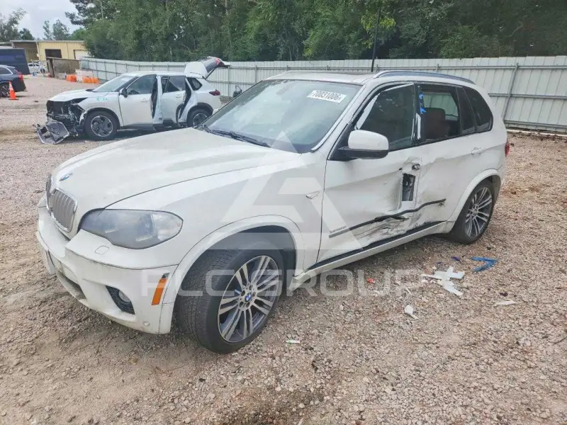 2013 BMW X5 фото