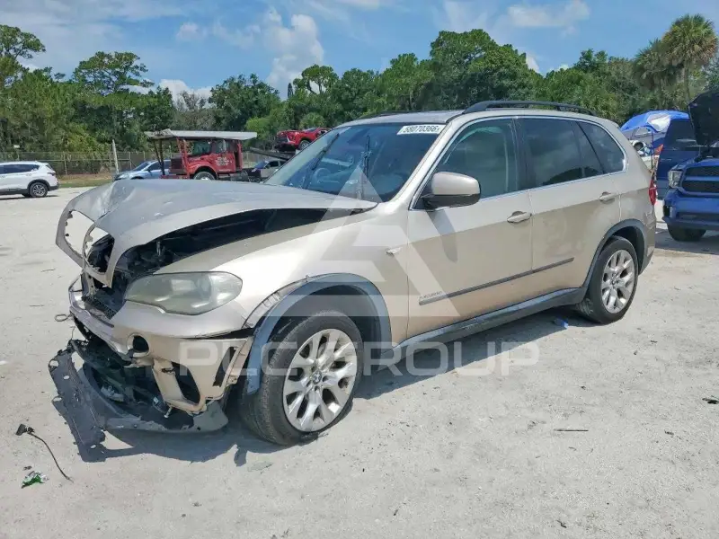 2013 BMW X5 фото