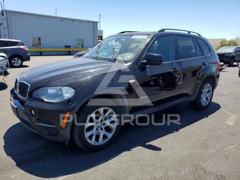 2013 BMW X5 фото