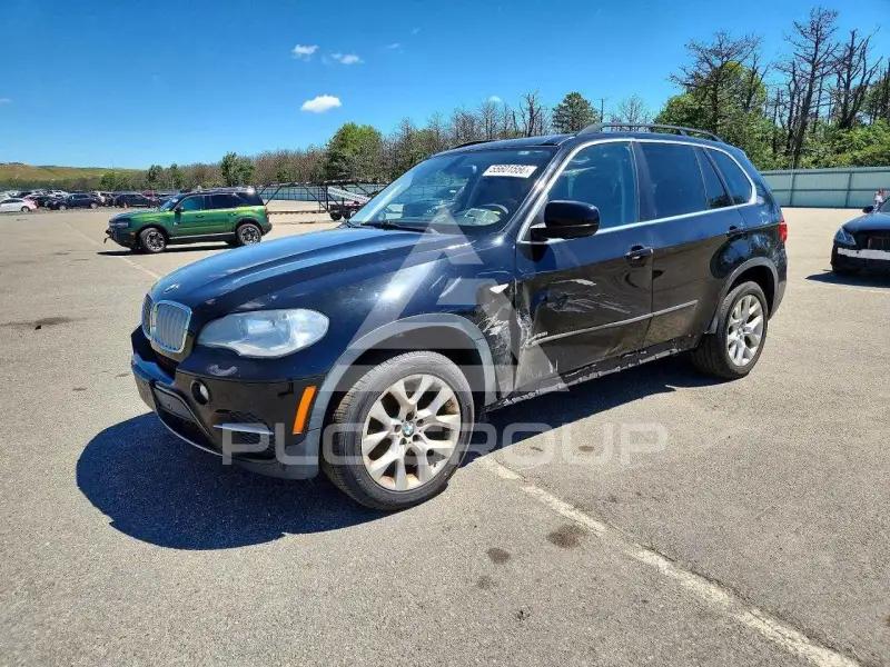 2013 BMW X5 фото