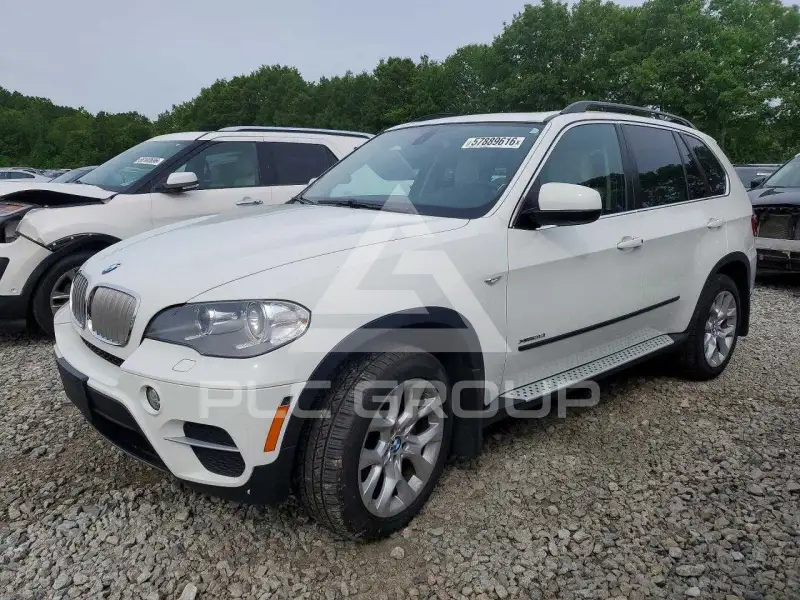 2013 BMW X5 фото