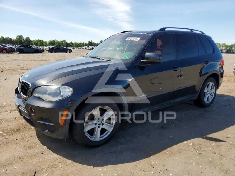 2013 BMW X5 фото