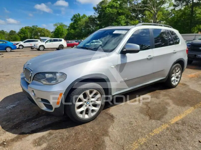 2013 BMW X5 фото