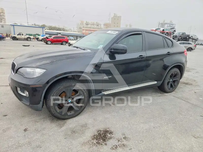 2013 BMW X6 фото