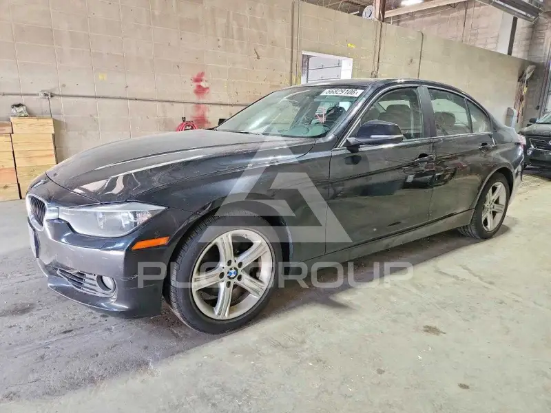 2013 BMW 328 photo