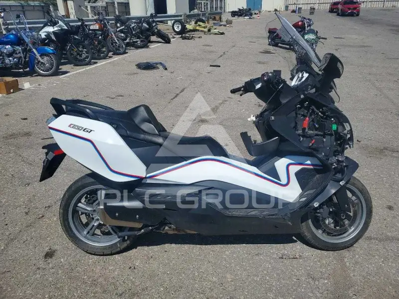2013 BMW C650 фото