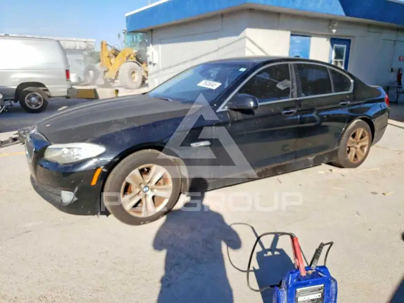 2013 BMW 528 фото