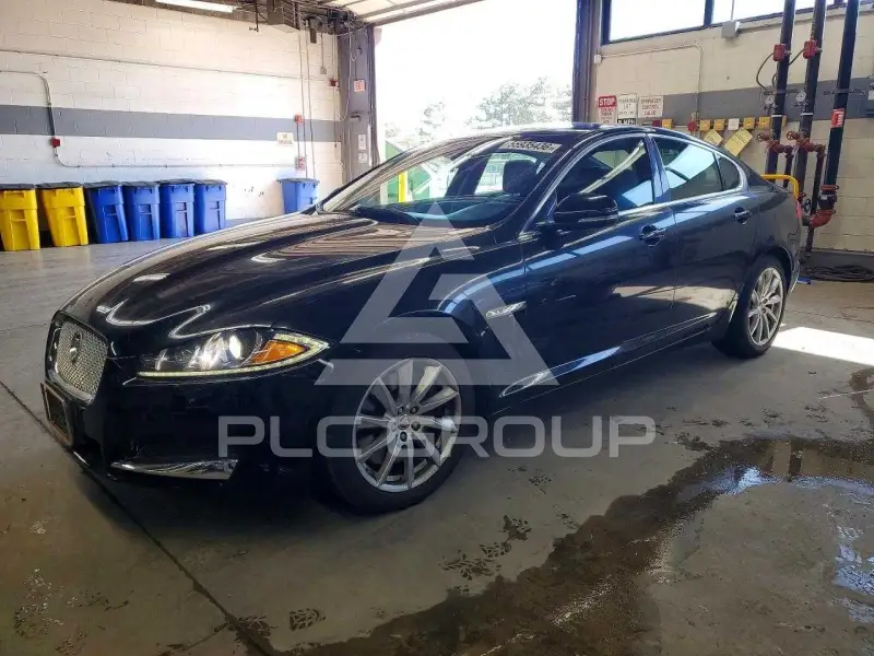 2013 Jaguar XF фото