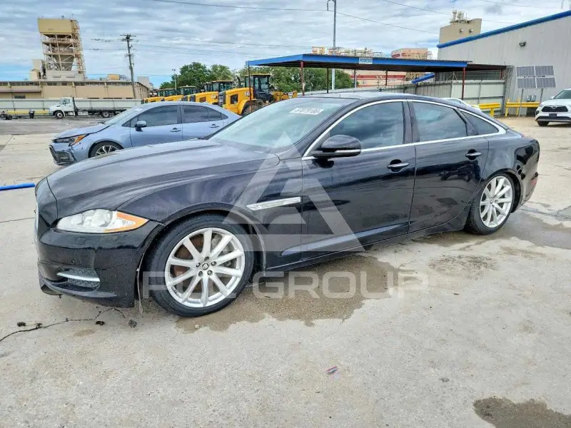 2013 Jaguar XJ фото