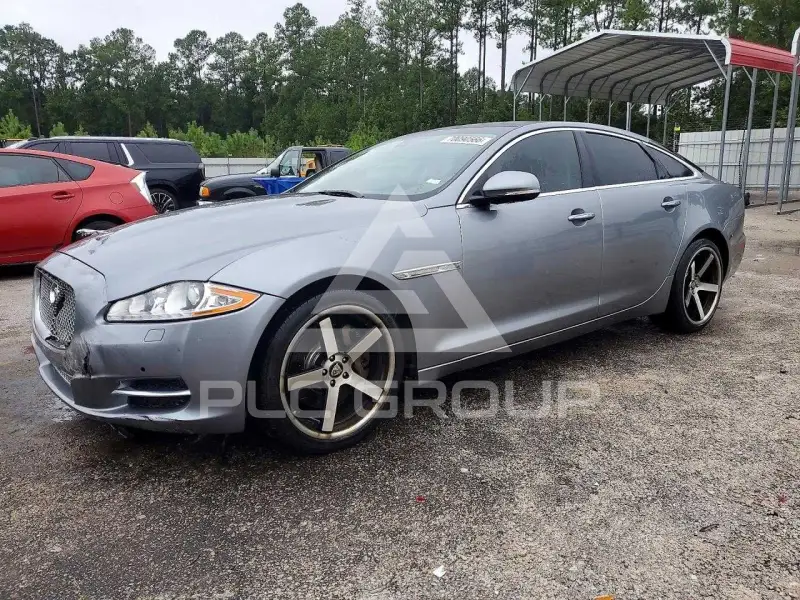 2013 Jaguar XJ фото