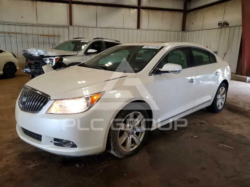 2013 Buick LACROSSE photo
