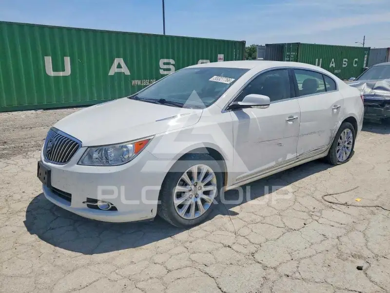 2013 Buick LACROSSE photo