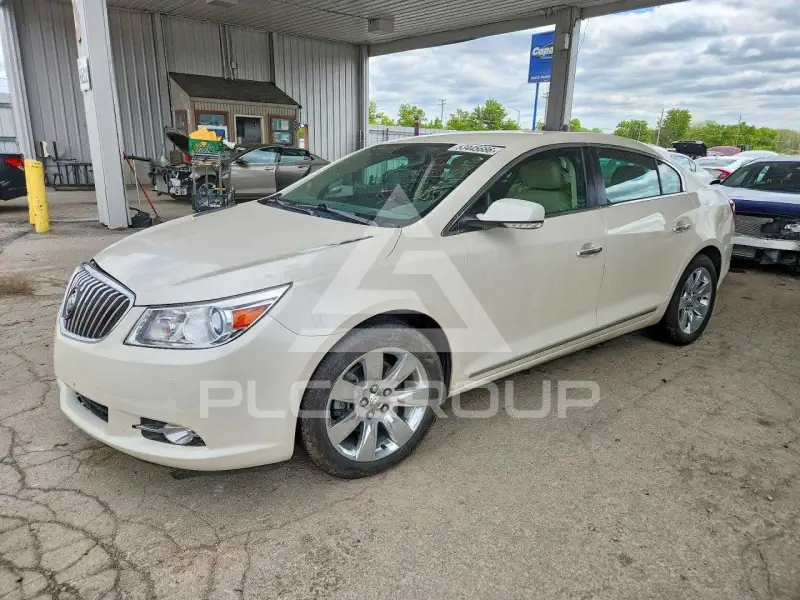 2013 Buick LACROSSE photo