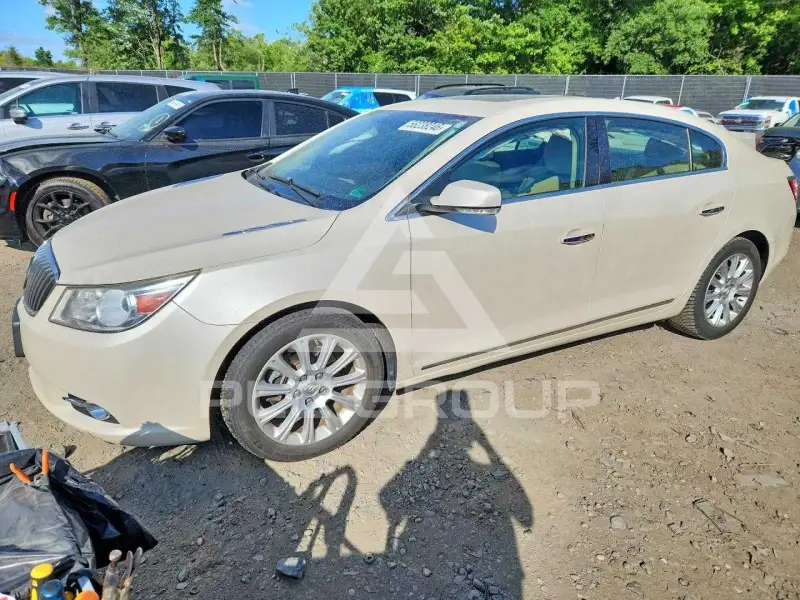 2013 Buick LACROSSE photo