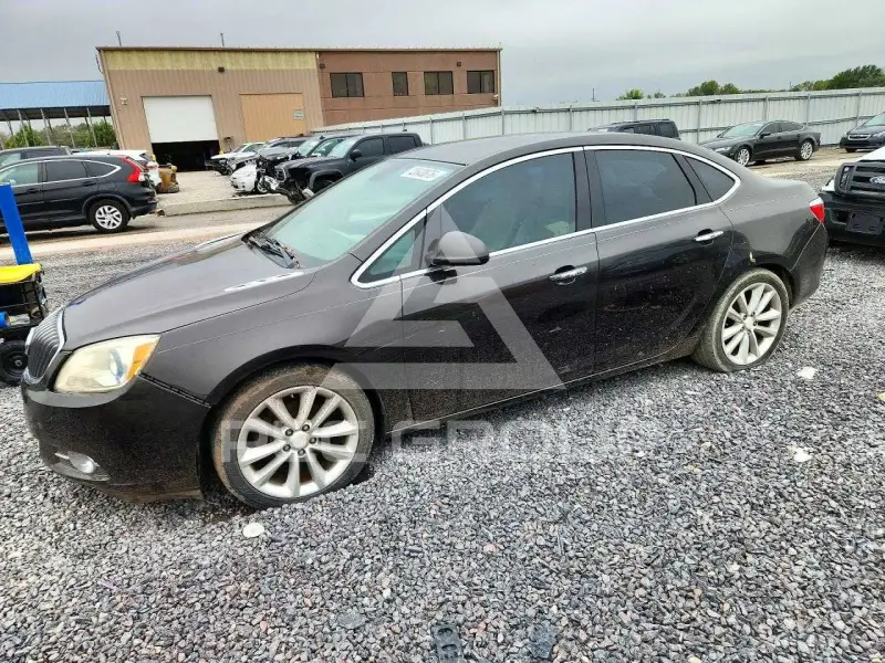 2013 Buick VERANO photo