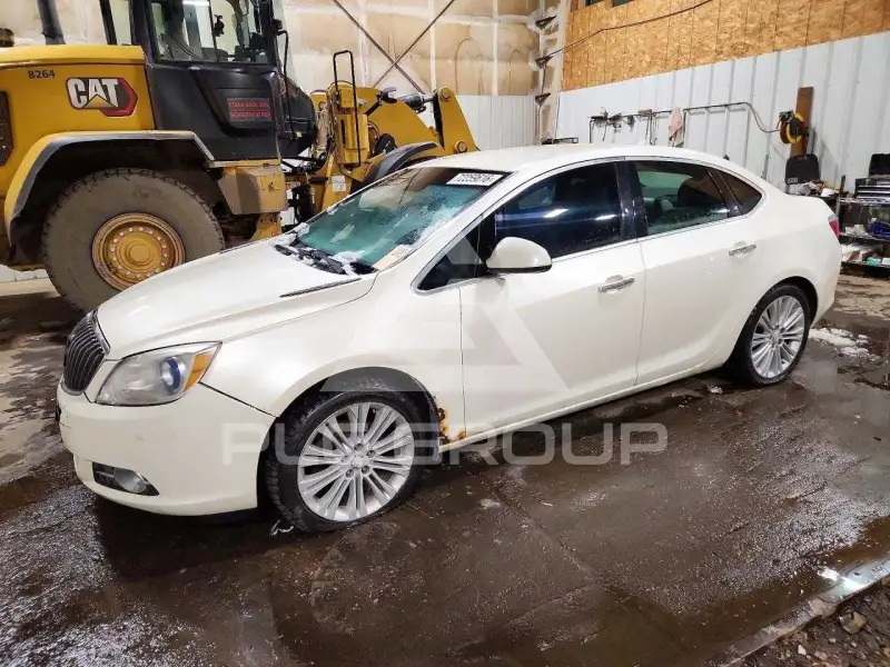 2013 Buick VERANO photo