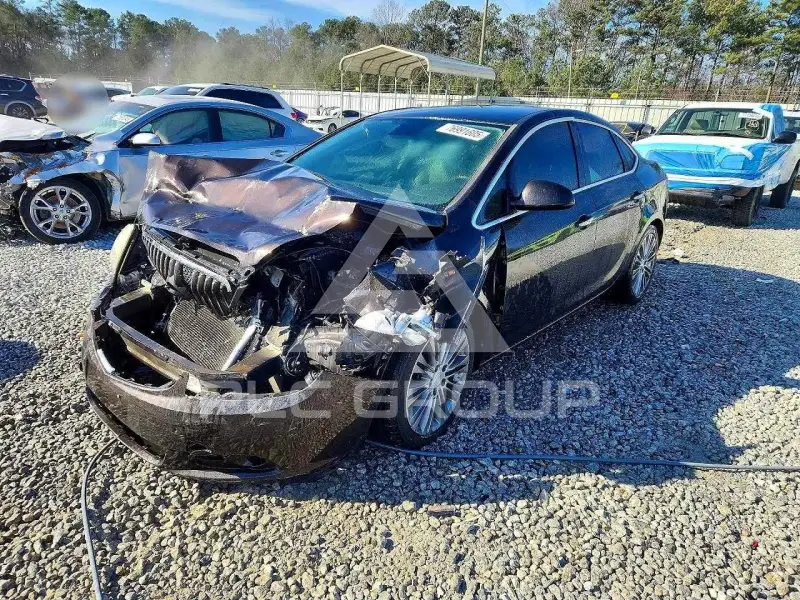2013 Buick VERANO photo