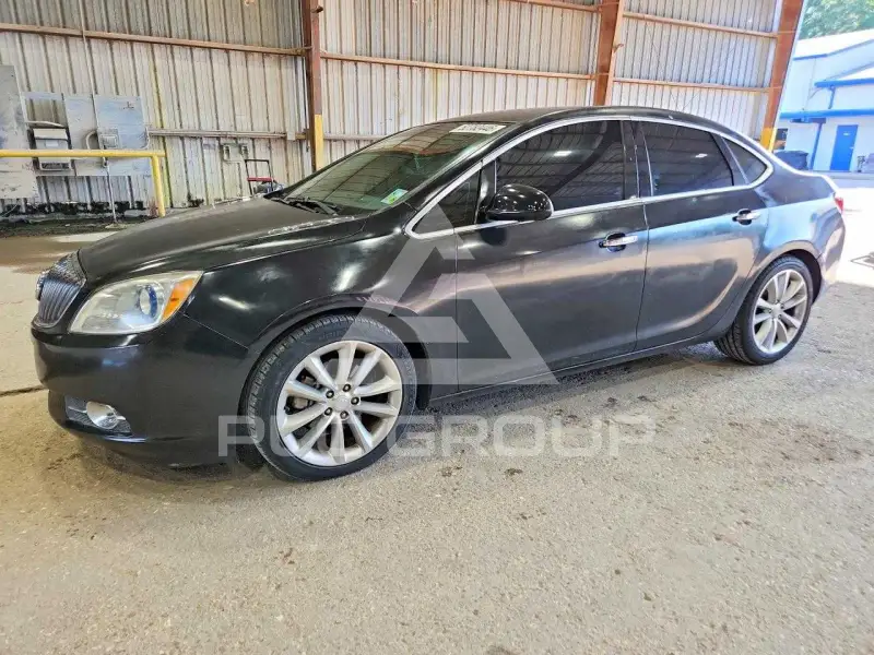 2013 Buick VERANO photo
